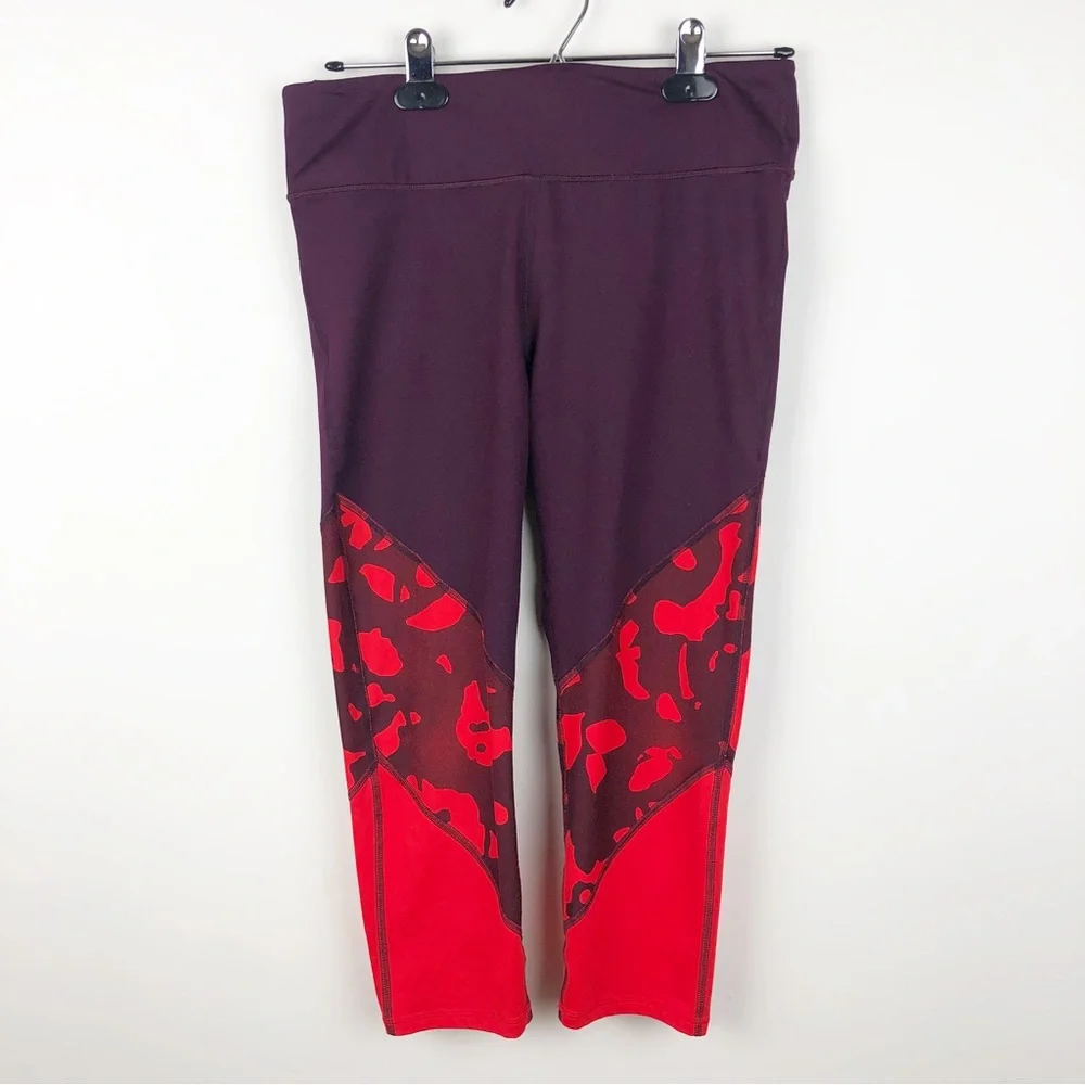 Fabletics Women’s Salar Statement Powerhold Capri Leggings Burgundy - Picture 9 of 13